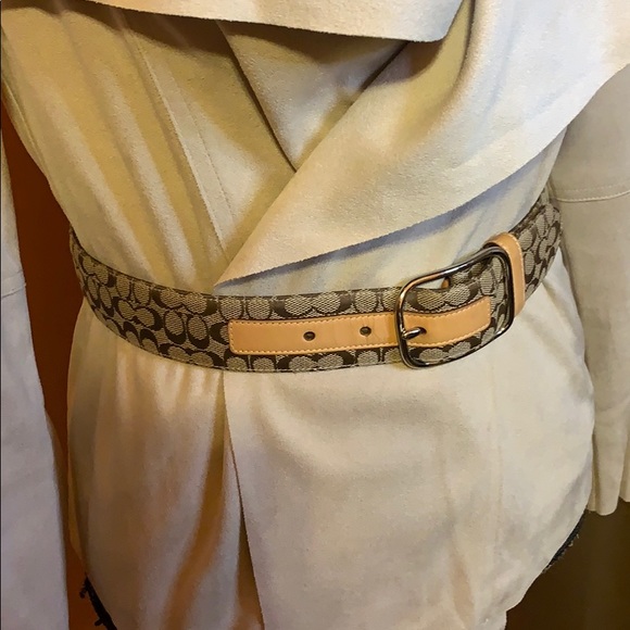 Authentic Coach Belt - Picture 2 of 7